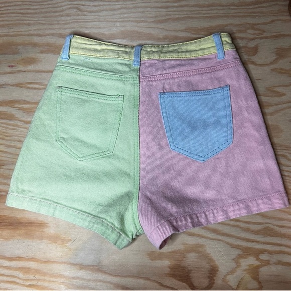 SHEIN Pastel Color-Blocked Denim Shorts - Size XS | Festival Ready - Picture 2 of 5